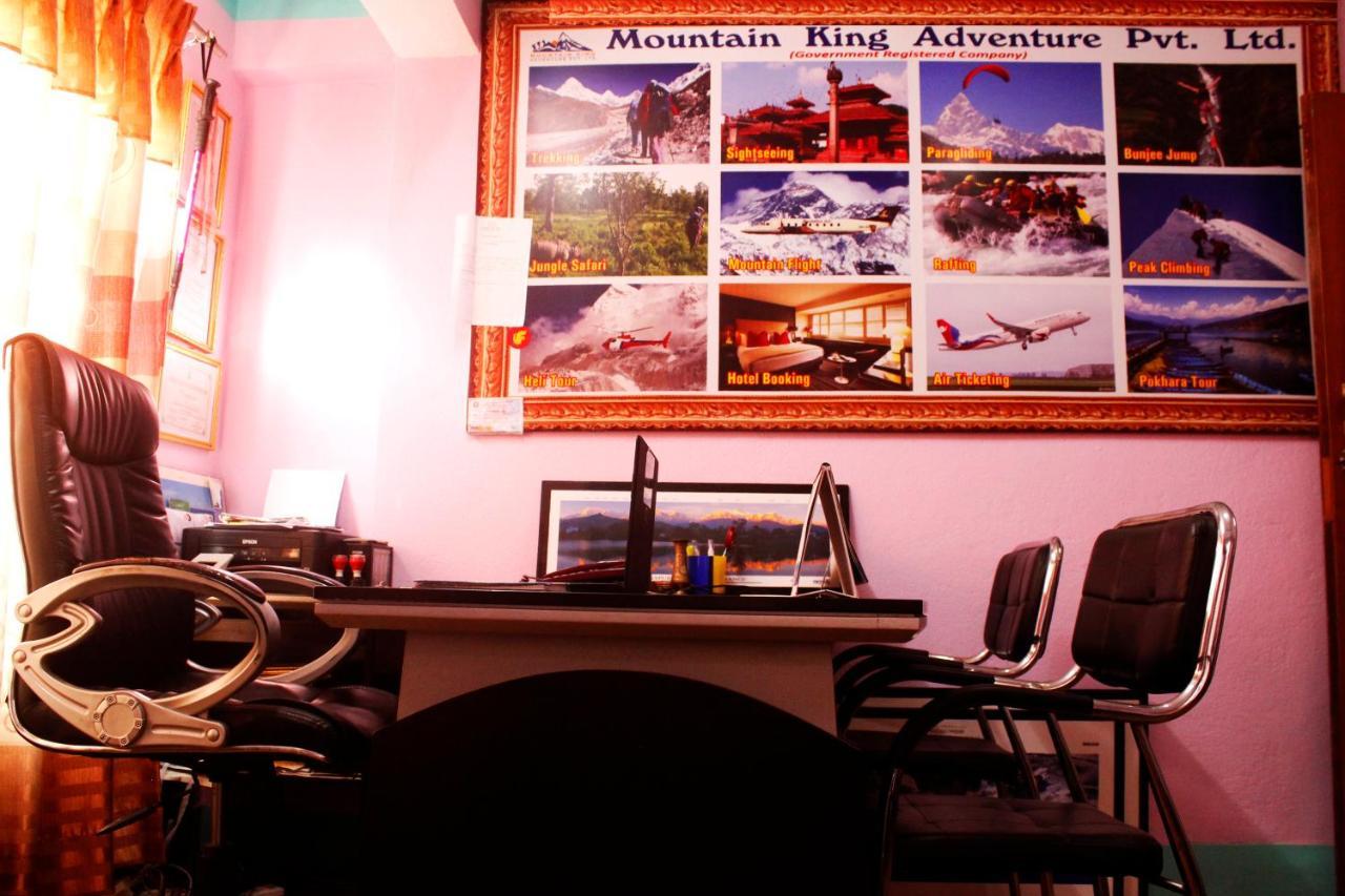 Mountain Backpackers Hostel Катманду Екстер'єр фото